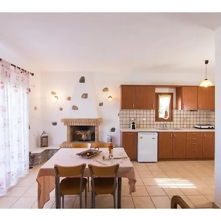 Anemos Apartment *